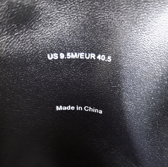 NEW Vince Harlow Leather Heeled Boots - Picture 8 of 11